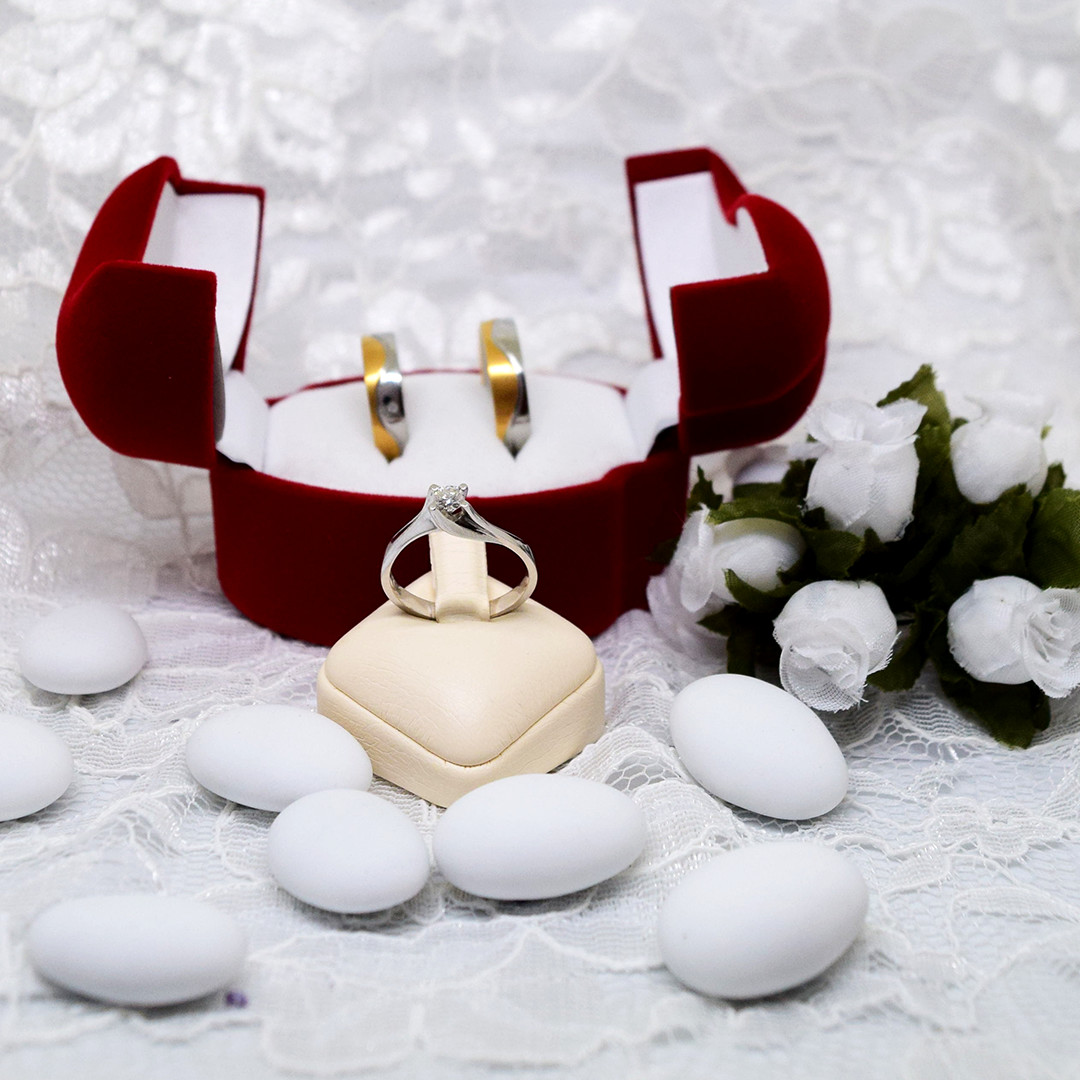 Ring box