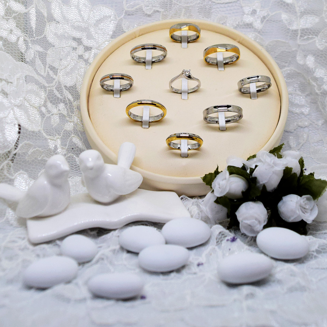 Wedding rings display